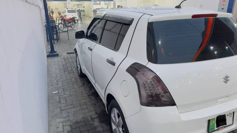 suzuki-swift-2012-big-3
