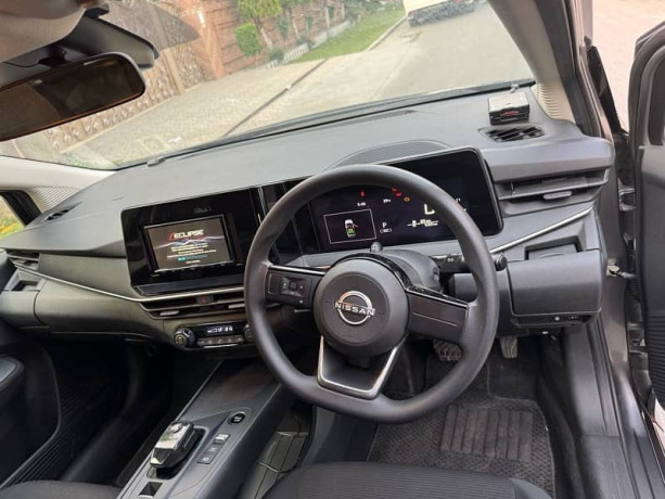 nissan-note-e-power-2022-big-9