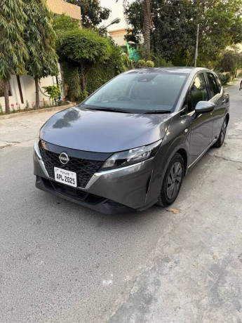 nissan-note-e-power-2022-big-3