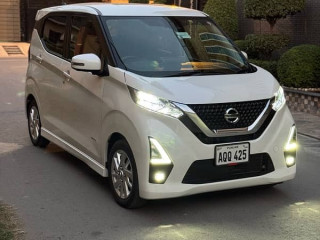 nissan-dayz-highway-star-2021